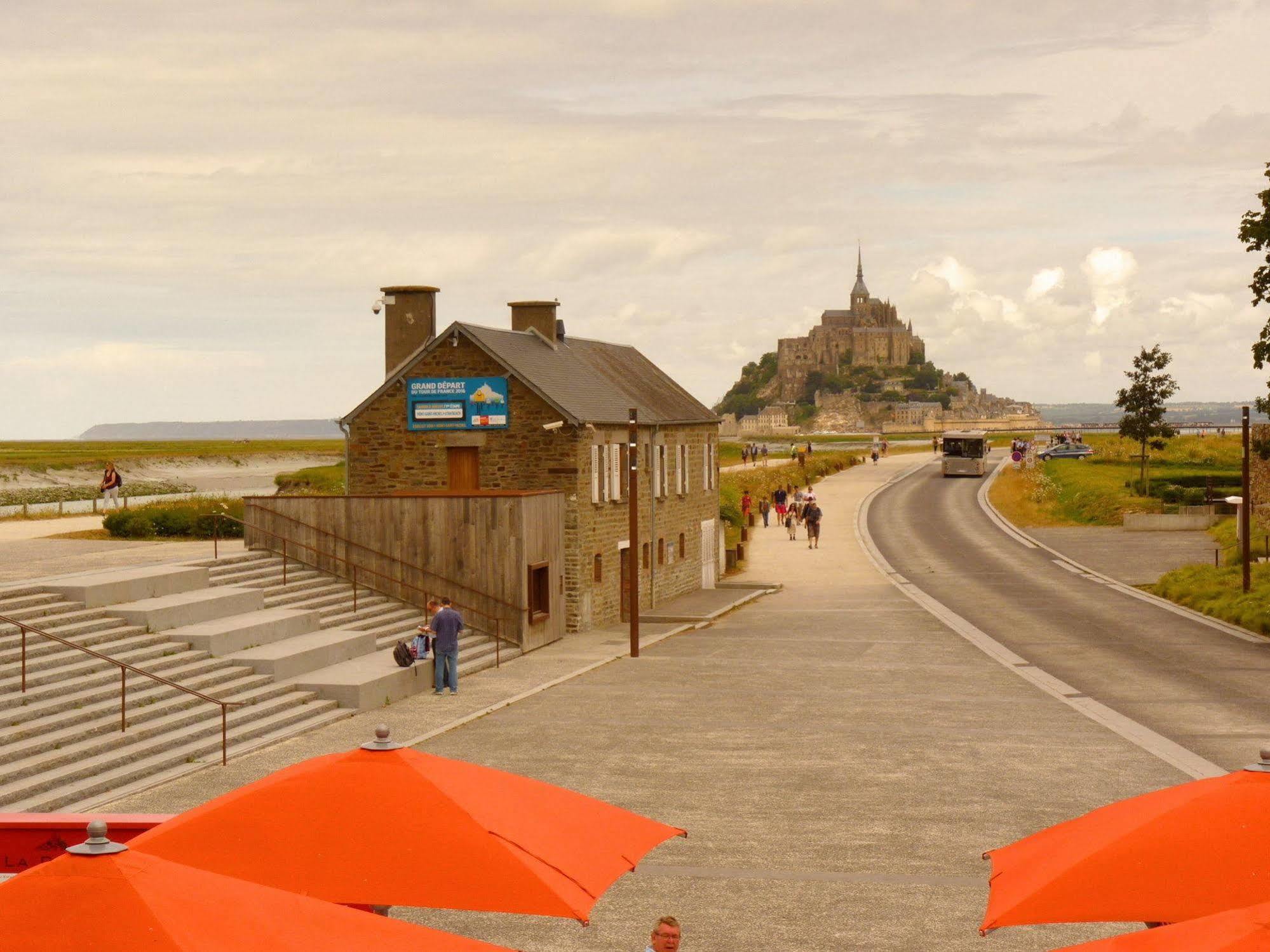 Hotel De La Digue Mont-Saint-Michel Exteriör bild